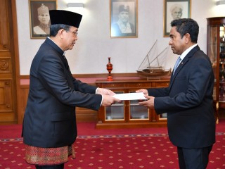 ދެ ޤައުމުގެ ދޭތެރޭގައިވާ ގުޅުން ބަދަހި ކުރުމަށް ފުރިހަމަ އެއްބާރުލުން ދޭނަން: އިންޑޮނީޝިޔާގެ ސަފީރު 