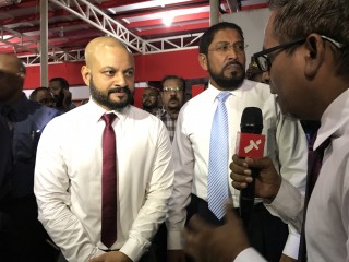 ގާސިމް އާއި ފާރިސް: ކަފާލާތުގެ ދަށުން ވަނީ ދޫކޮށްލާފައި