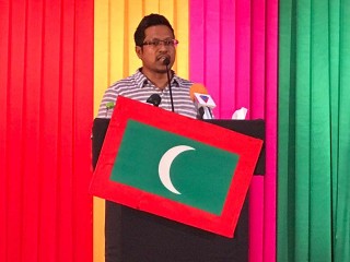 ރައްޔިތުންނަށް އުފާވެރި ދިރިއުޅުމެއް ލިބޭނީ މިނިވަން މުއައްސަސާތަކެއް އޮވެގެން: އިމްތިޔާޒް