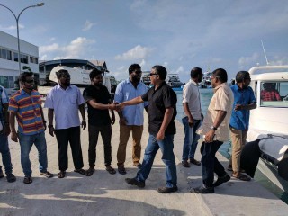 ގދ. ތިނަދޫގައި ގުޅިފައިވާ ޕާޓީތަކުން ބާއްވާ ބޮޑު ޖަލްސާ މިރޭ!