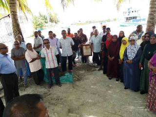 ގުޅިފައިވާ ސިޔާސީ ޕާޓިތަކުން ގދ. އަތޮޅުގެ ހަތަރު ރަށެއްގެ ރައްޔިތުންނާއި ބައްދަލުކޮށްފި