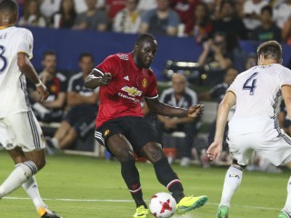 ލުކާކޫ ޔުނައިޓެޑް ޖޯޒީގައި ކުޅުނު ފުރަތަމަ މެޗުގެ ތެރެއިން 