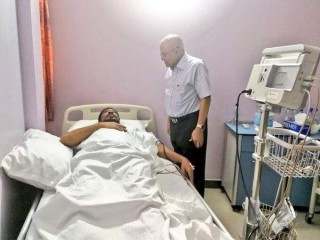 ގާސިމްގެ ހާލު ބެއްލެވުމަށް މައުމޫން ޒިޔާރަތް ކުރައްވައިފި 