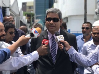 ވަކީލުންގެ ސަސްޕެންޝަން ވަގުތުން އުވާލުމަށް މައުމޫން ހަމީދު ގޮވާލައްވައިފި