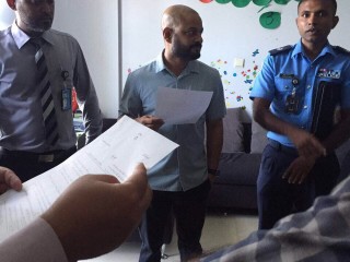 ފާރިސްގެ އިސްތިއުނާފުގެ މައްސަލަ ހައި ކޯޓުން ބަލައިގެންފި