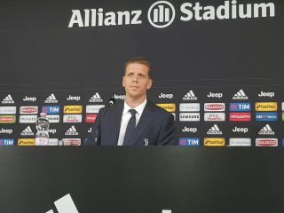 އާސެނަލް ދޫކޮށްލުމަށްފަހު ޝެޒްނީ ޔުވަންޓަސް އަށް ސޮއިކޮށްފި