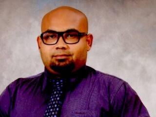 އަހުމަދު ޝާކިރު