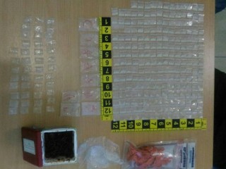 ގިނަ އަދަދެއްގެ މަސްތުވާތަކެއްޗާ އެކު ރ. ދުވާފަރުން ޒުވާނަކު ހައްޔަރުކޮށްފި 