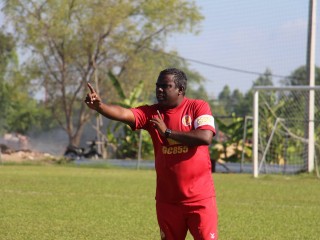 ހައްލެއް ނުހޯދިއްޖެނަމަ ފުޓުބޯޅައިގެ ކުރިމަގު ސަލާމަތެއްނުވާނެ: މޯހަން