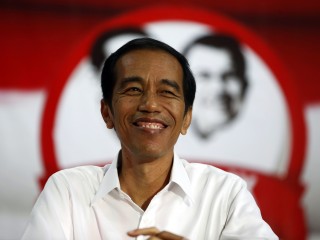 އިންޑޮނޭޝިއާގެ އަސްކަރިއްޔާއަށް ބޮޑެތި ބާރުތައް ލިބިދޭ ގޮތައް އެންޓި-ޓެރަރ ގާނޫނެއް ފާސްކޮށްފި