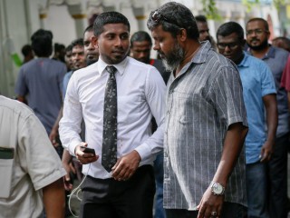 ފިއްލަވައިގެން ލަންކާއަށް ވަޑައިގަންނަވަން އުޅުއްވާ ކަމަށް ބުނެ މަހުލޫފްގެ ޕާސްޕޯޓް ހިފަހައްޓައިފި