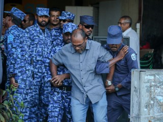 އަނިޔާކުރާ ފުލުހުންނާއި މެދު ފިޔަވަޅު އަޅާނަން: ރައީސް ނަޝީދު