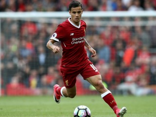 ލިވަޕޫލްގެ ޗެމްޕިއަންސް ލީގު ސްކޮޑުން ކުޓީނިއޯ ބާކީކޮށްފި