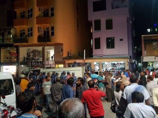 އިދިކޮޅު ފަރާތްތަކުގެ ޖަލްސާ ބޭއްވުމަށް ކުނޫޒް ހުންނަ މަގު ބަންދު ކޮށްދިނުމަށް އެމްޑީޕީން އެދިއްޖެ