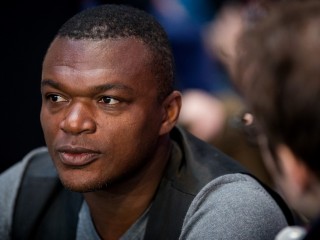 ދިވެހި ޕްރިމިއާ ލީގު ހުޅުވާ މެޗަށް ފްރާންސްގެ ލެޖެންޑް ޑެސައިލީ ރާއްޖެ އަންނަނީ!