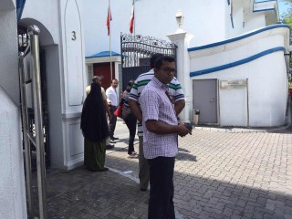 މަޖިލީހުގައި ޓެރެރިޒަމްގެ އަމަލެއް ހިންގަން އުޅޭކަމުގެ މައުލޫމާތު މެމްބަރުން ދެއްވާފައިނުވާތީ ކަންބޮޑުވޭ: އަބްދުﷲ ރިޔާޒު