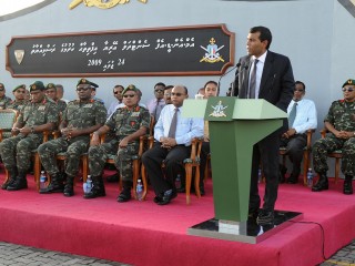 ރައީސް މުހައްމަދު ނަޝީދުގެ ވެރިކަމުގައި އެ މަނިކުފާނު ސިފައިންގެ ޖަލްސާއެއްގައި ވާހަކަ ދައްކަވަނީ 