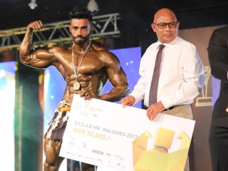 މިސްޓަ މޯލްޑިވްސް އަކަށް މި އަހަރު ހޮވުނީ ޔާމްބެ