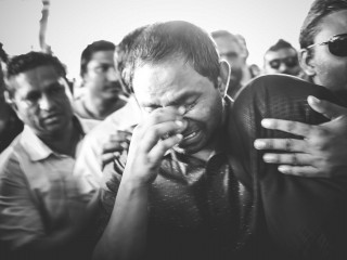 މަންމަގެ އެންމެ ފަހު ވަގުތުކޮޅުގައި ކައިރީގައި ހުރުމަށް ވެސް ހުރަސް އެޅި: ސައުދު