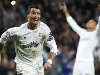 ރޮނާލްޑޯ: ލަނޑުޖެހުމަށްފަހު އުފާ ފާޅުކުރަނީ..