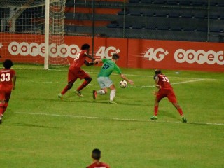 Green Street moves to the top of the table with win against Thinadhoo