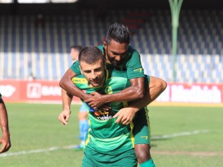 Maziya clinches easy win over New Radiant