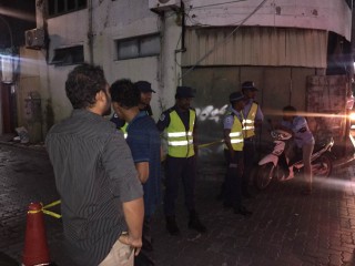ވާޖިބް އަދާކުރުމުގައި ފުލުހުންގެ ދެ ފުށް!