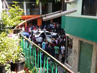 ބިދޭސީ މީހާ ދަންޖެހިގެން ފުލުހުން އެ ސަރަހައްދުގައި ހަރަކާތްތެރިވަނީ 