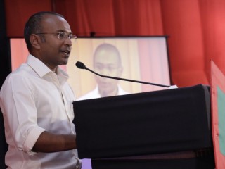  ފީބޯ އަހްމަދު މަނިކުގެ ފުޓްބޯޅަ މެޗެކޭ ރައީސް ޔާމީންގެ ތަހުގީގެކޭ ތަފާތެއް ނެތް!