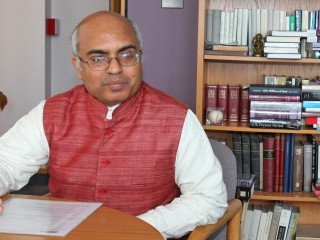 ދިވެހިންގެ މެހުމާންދާރީގެ ނުރަނގަޅު ފައިދާ ނަގައިގެން ނުވާނެ: އަކިލޭޝް މިޝްރާ