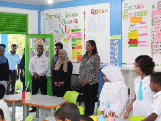 ދަރިވަރުން މަދު 44 ސްކޫލެއްގައި މަލްޓި ގްރޭޑް ޓީޗިން ސިސްޓަމް ތަޢާރަފް ކޮށްފި