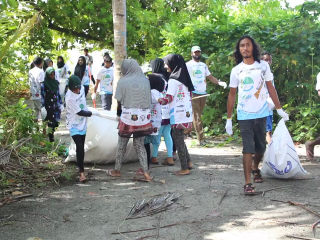  މުޅިރަށް ސާފުކުރުމުގެ ޕްރޮގްރާމެއް މަތިވެރީގައި ހިންގައިފި