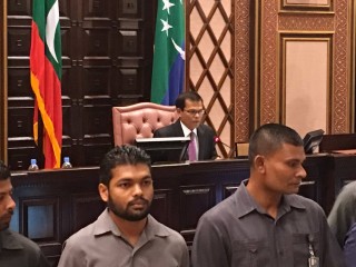 ސިފައިން ސަފުގެ ފަހަތުގައި އިންނަވައިގެން މަސީހު ޖަލްސާ ކުރިއަށް ގެންދަވަނީ:ދެއްކެވި އެއްވެސް ވާހަކައެއް އަޑެއް ނީވޭ