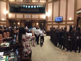 މެމްބަރުންނަށް: އަރައި އިންނެވި \"ގޮފިގަނޑު\" އަމިއްލަ އަށް ކަނޑާނުލައްވާ