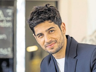 ސިދާތް ހުރީ ސިންގަލްކޮށް!