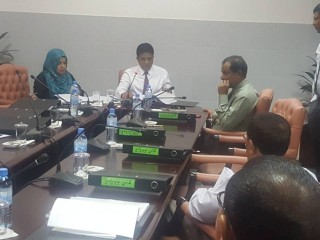  ހެލްތުގެ ކޮރަޕްޝަނާ ގުޅޭ ގޮތުން ރިޔާޒް ހުށަހެޅުއްވި މައްސަލަ ބެލުމަށް ކޮމެޓީން ނިންމައިފި