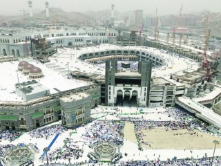 ހައްޖުން ދޭން ޖެހޭ މެސެޖަކީ އެއްބައިވަންތަކަން: ހަރަމްފުޅުގެ އިމާމް