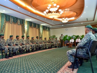 އަލުން \"ފެބްރުއަރީ ހަތެއް\" ގެނައުން ގާނޫނާ ހިލާފު ވާނެތޯ؟