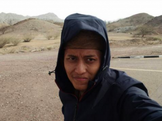 ފައިގަމުގައި އިންޑޮނީޝިގެ ޒުވާނަކު އެ ގައުމުން މައްކާ އަށް ހައްޖަށް ހިނގައްޖެ!