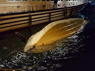 ދެކުނު ފަރާތުގައި އަލަށް ހެދި ނެރު ކައިރީ އޮތް ތޮށިގަނޑަށް އަނެއްކާވެސް ލޯންޗެއް އަރައިފި