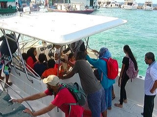 ޢީދު ބަންދަށް މާލެއިން ގިނަ ބަޔަކު އަތޮޅު ތެރެއަށް، މިއީ ބަދަލު ނުވާ ސަގާފަތެއް!