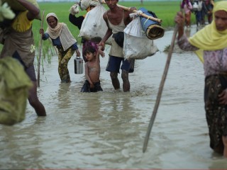 ރޮހެންޖާ މުސްލިމުންނަށް އެހީވެ ދެއްވާ، ކިތަންމެ ކުޑަ އެހީއަކީ ވެސް ކުރެވޭ ބޮޑު ހެޔޮ އަމަލެއް:ޝެއިހް ހުސެއިން ރަޝީދު 