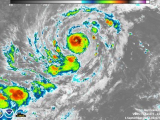 ތޫފާން އިރްމާ ކެރީބިއަންގެ ރަށެއްކަމަށްވާ ބާބިއުޑާގެ ހުރަސްކޮށްފި