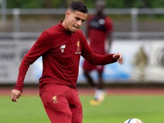 ކޮޓީނިއޯ ލިވަޕޫލުގެ ފަރިތަކުރުންތަކުގައި