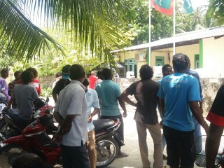 ކަރަންޓުގެ މައްސަލައިގަ ރައްޔިތުން ކުރި އިހުތިޖަޖުގެ ތެރެއިން 