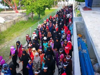 ރޮހިންޖާ މުސްލިމުންނަށް އެހީވުމަށް ގާފަރުގައި ހަރަކާތްތަކެއް ފަށައިފި 