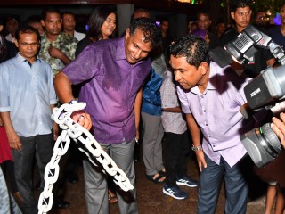 ގާނޫނު ފުނޑާލަން ޖެހޭ ފަދަ ކޮޅިގަނޑެއް އައިސްދާނެ ތަ؟