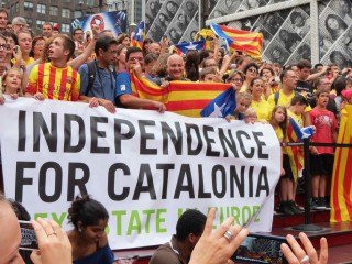 ކެޓަލޯނިއާ ހަމަނޭވާއެއް ލިޔަދޭން މެޑްރިޑް ބޭނުމެއް ނުވޭ!