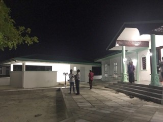 ގއ. ވިލިނގިލީ އާ މިސްކިތުގައި ނަމާދުކުރަން ފެށުމަށް ފުލުހުން ހުރަސްއަޅައިފި