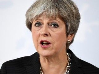 އީޔޫއިން ވަކިވިޔަސް އިންތިގާލީ ދެ އަހަރު ދޭން ޖެހޭނެ:އިނގިރޭސި ބޮޑުވަޒީރު 